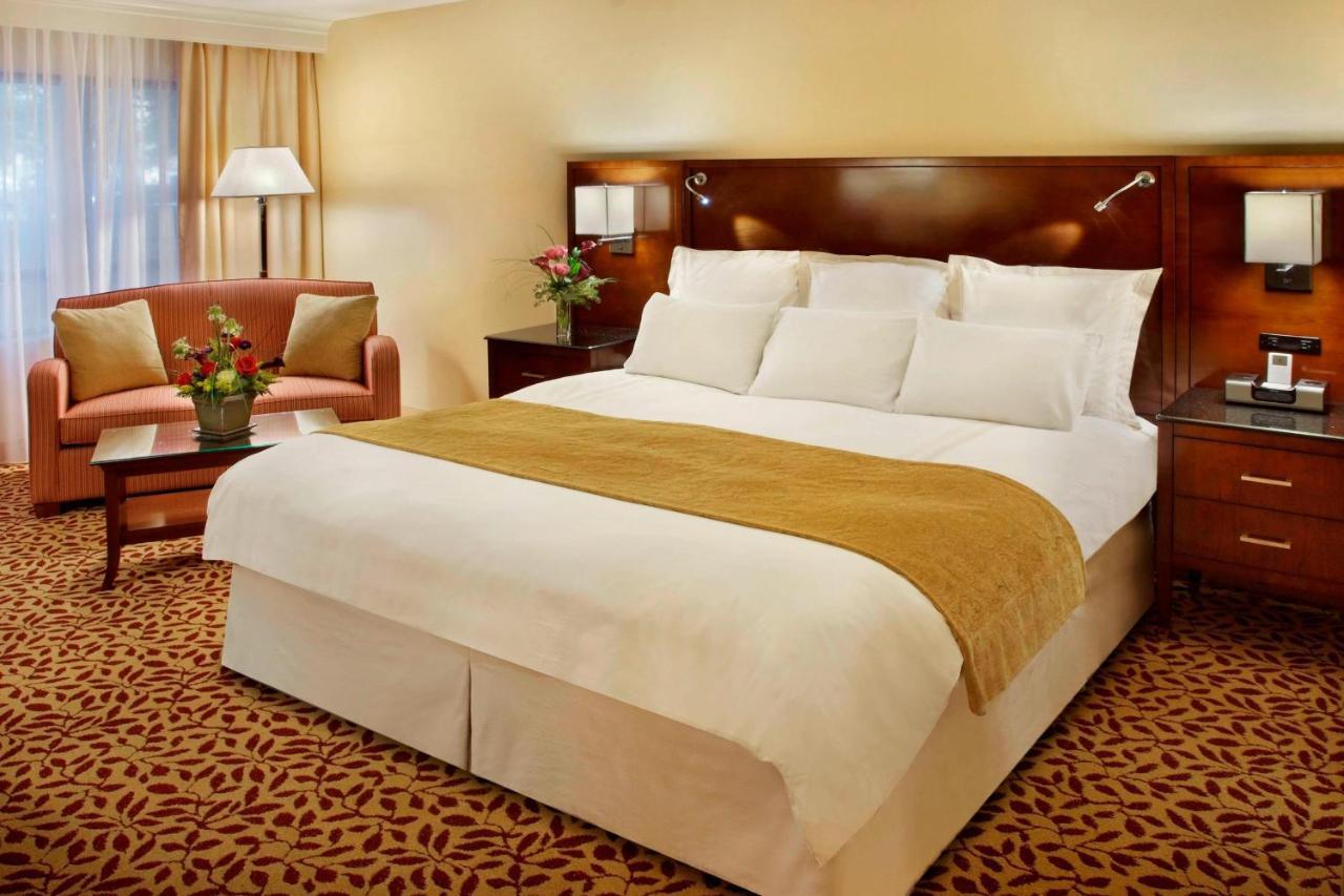 ทรัมบุล แมริออท เชลตัน Hotel Trumbull ภายนอก รูปภาพ