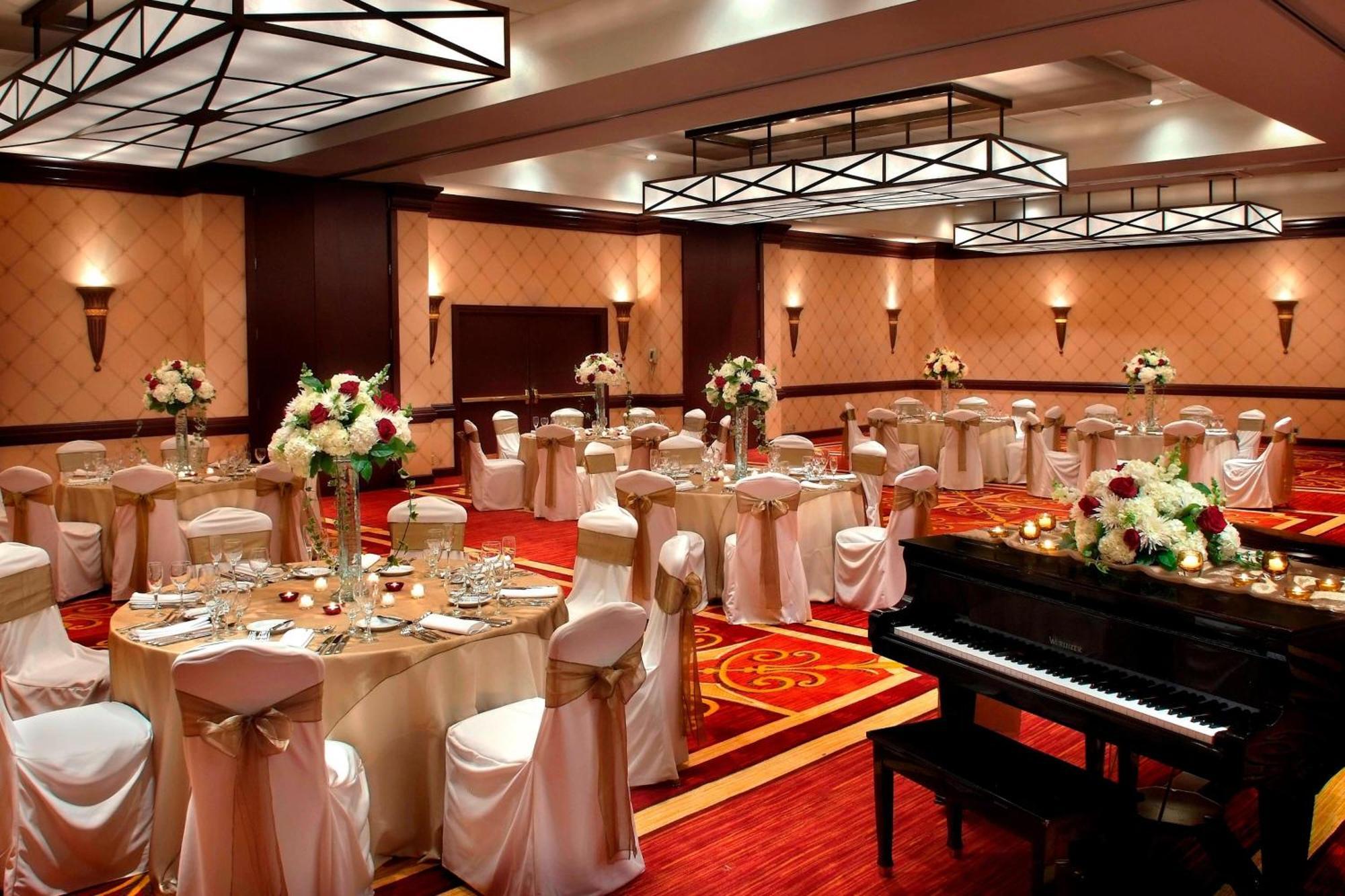 ทรัมบุล แมริออท เชลตัน Hotel Trumbull ภายนอก รูปภาพ