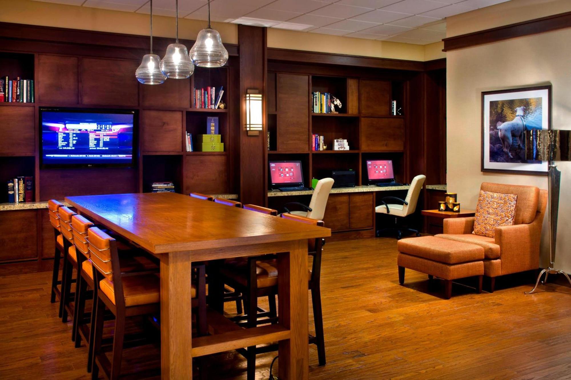 ทรัมบุล แมริออท เชลตัน Hotel Trumbull ภายนอก รูปภาพ