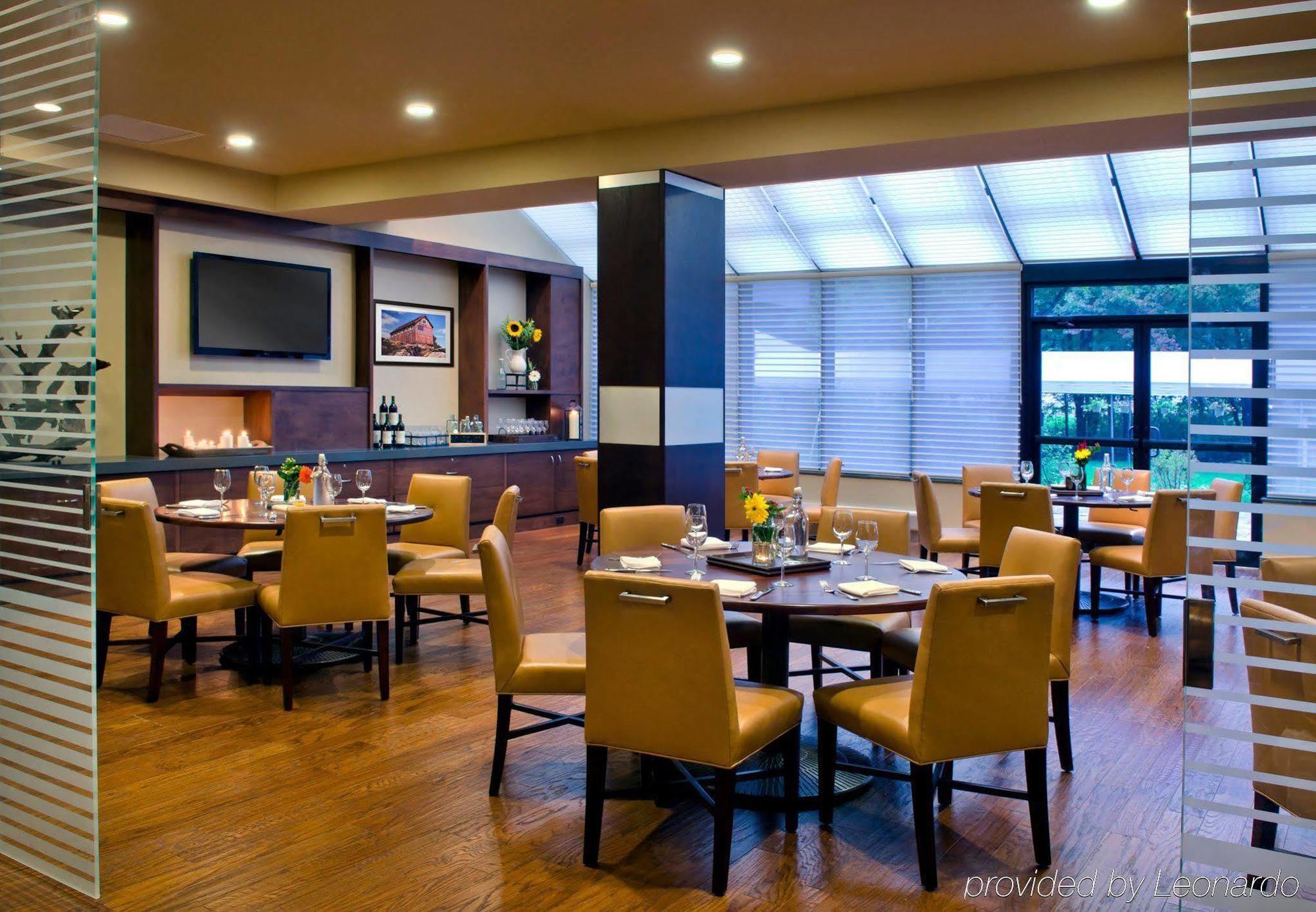 ทรัมบุล แมริออท เชลตัน Hotel Trumbull ภายนอก รูปภาพ