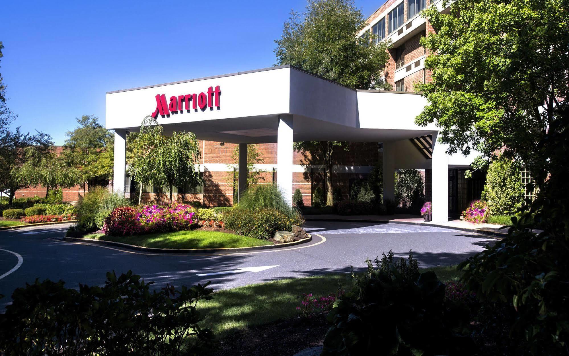 ทรัมบุล แมริออท เชลตัน Hotel Trumbull ภายนอก รูปภาพ